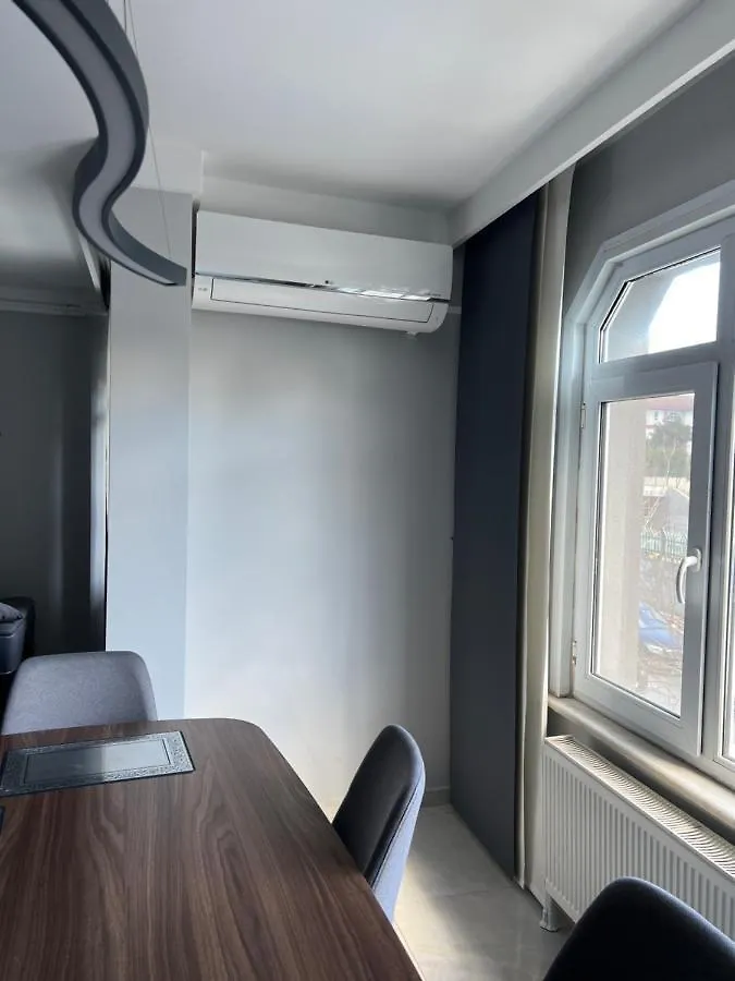 Luxury Z-Apart Family Homes 2 Bedrooms Wifi Near Metro Zeytinburnu Istanbul 0*,  Turkey